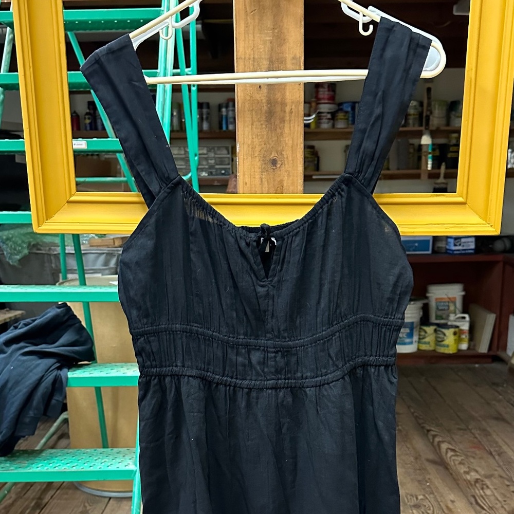Gap little black dress size Large
